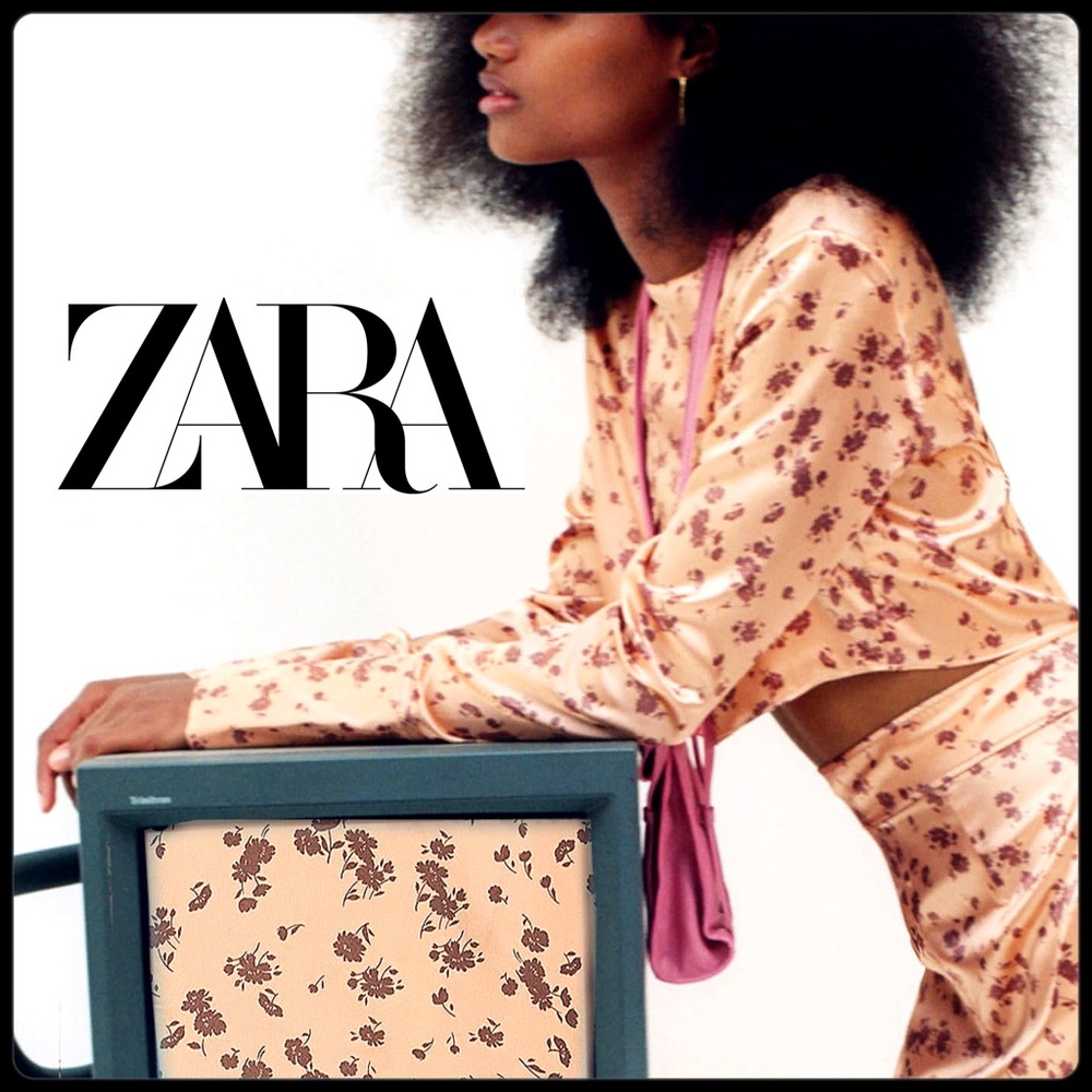 🆕Zara salmon floral silky top